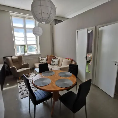 Stunning 2-bed In *